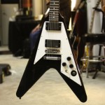 NAMM 2012: Gibson Kirk Hammett Flying V Prototype